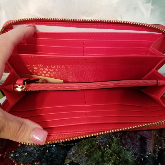 Kate Spade Wallet - Picture 2 of 5